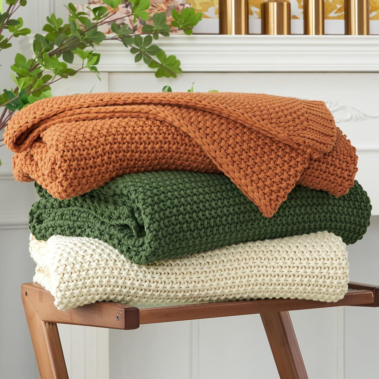 Chunky Cable-Knit Accent Throw