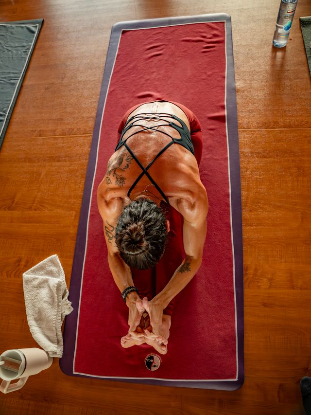 hot yin yoga ojfhs4