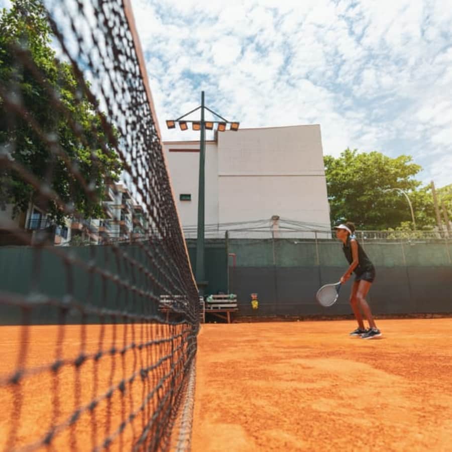 Tennis Club