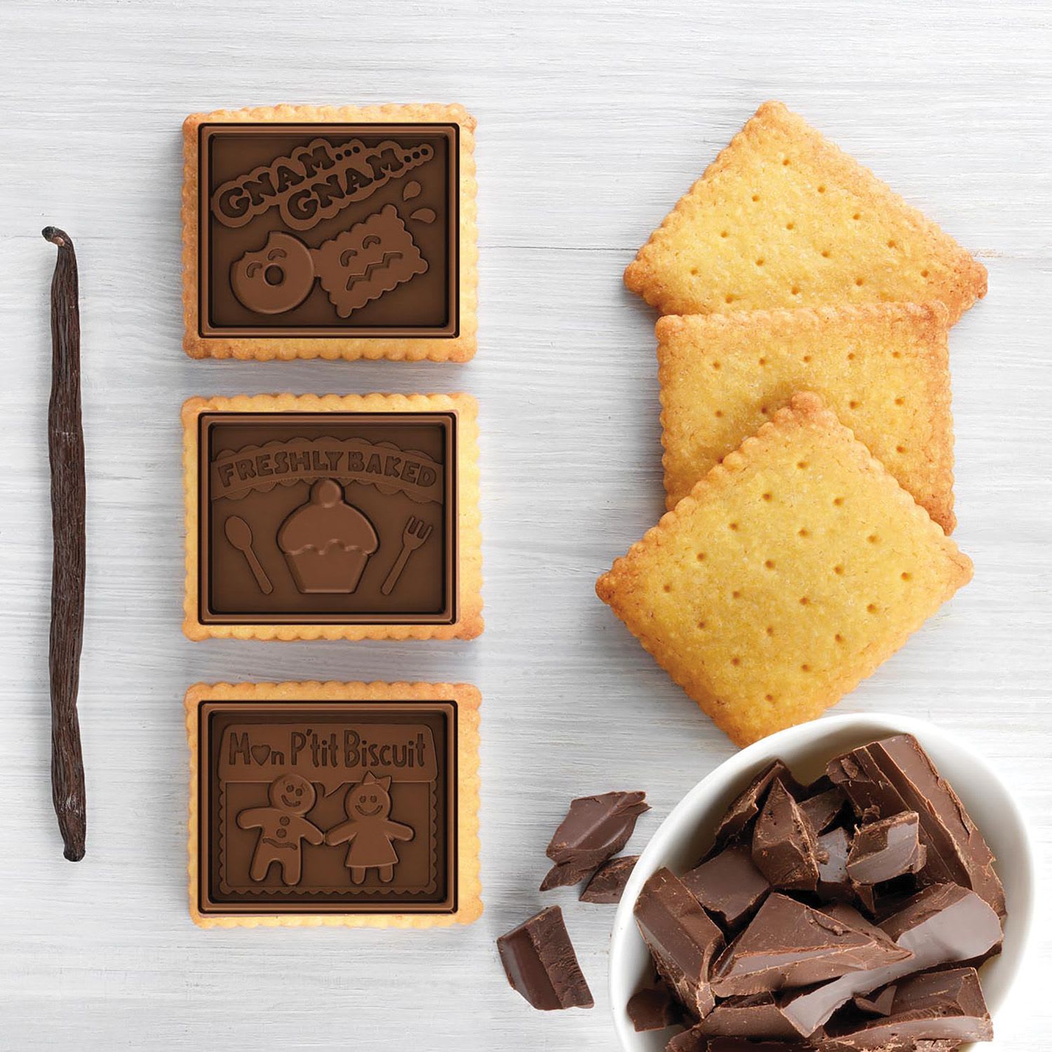 Kit petits biscuits : emporte-pièce biscuit et moule tablette de chocolat -  Silikomart