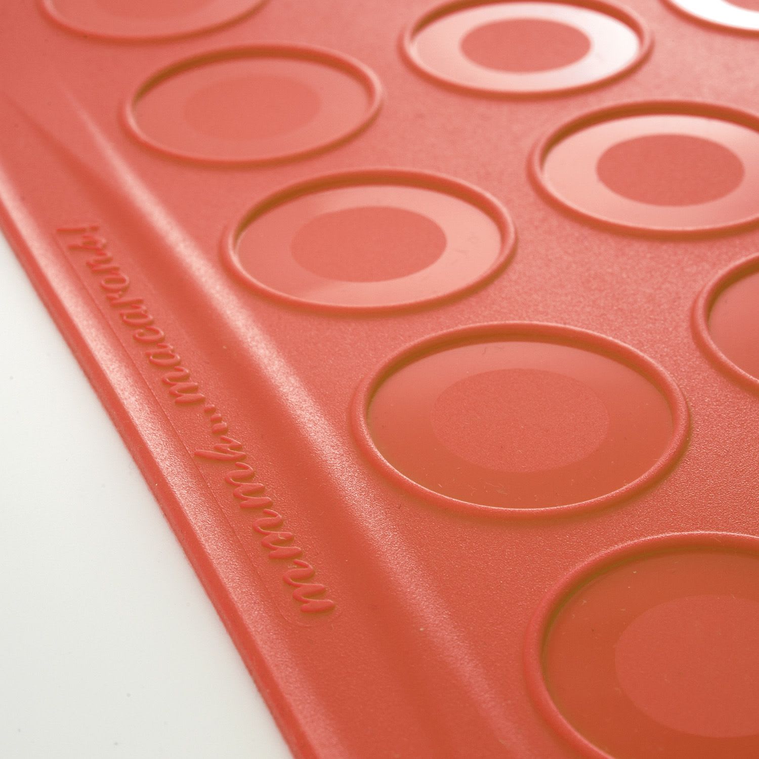 TAPIS SILICONE 48 MACARONS ROUGE