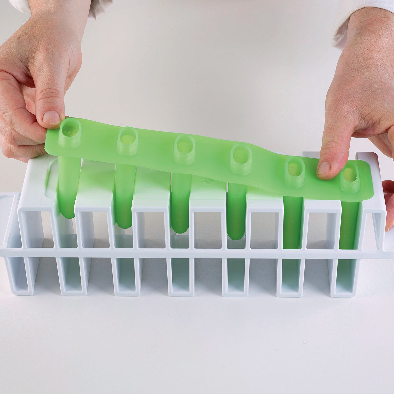 Joseph Joseph QuickSnap™ Easy-release ice cube tray 