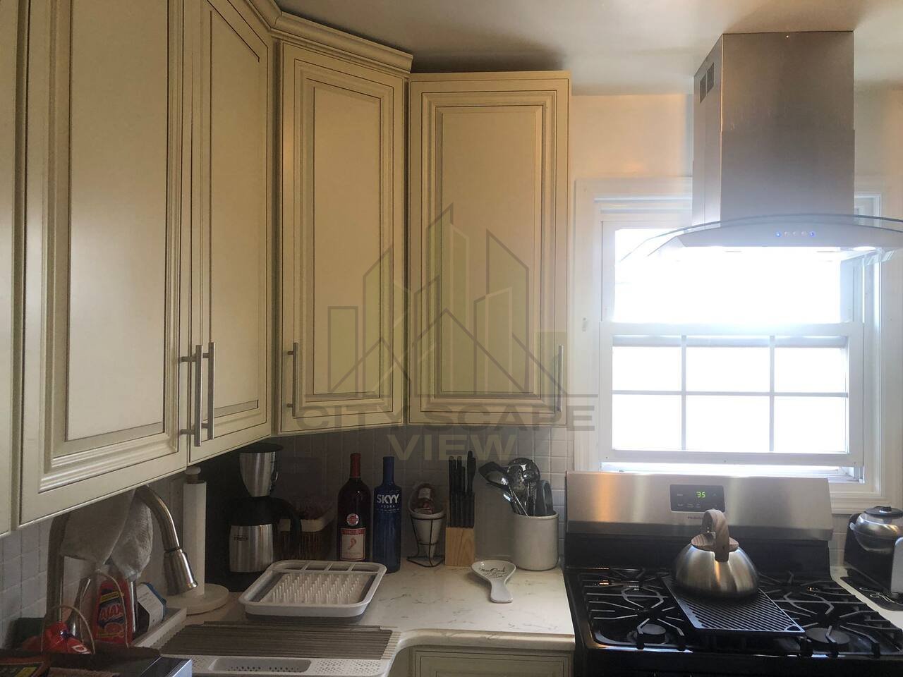 Entire home in Queens, New York 13