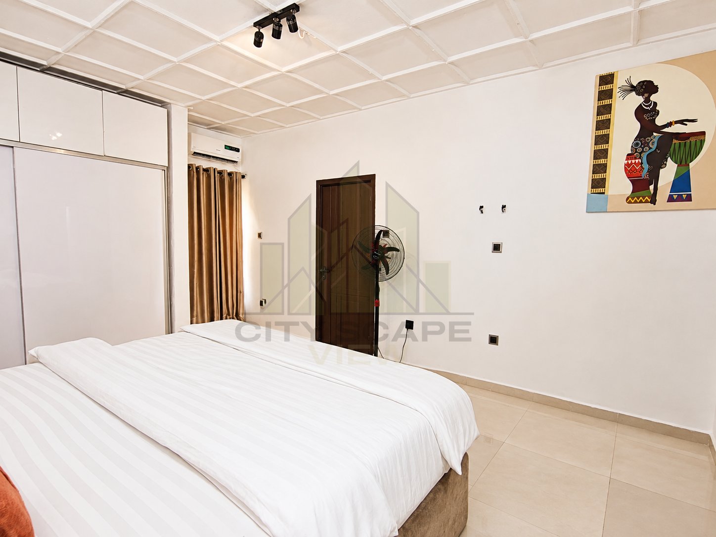 Amber Suite 8