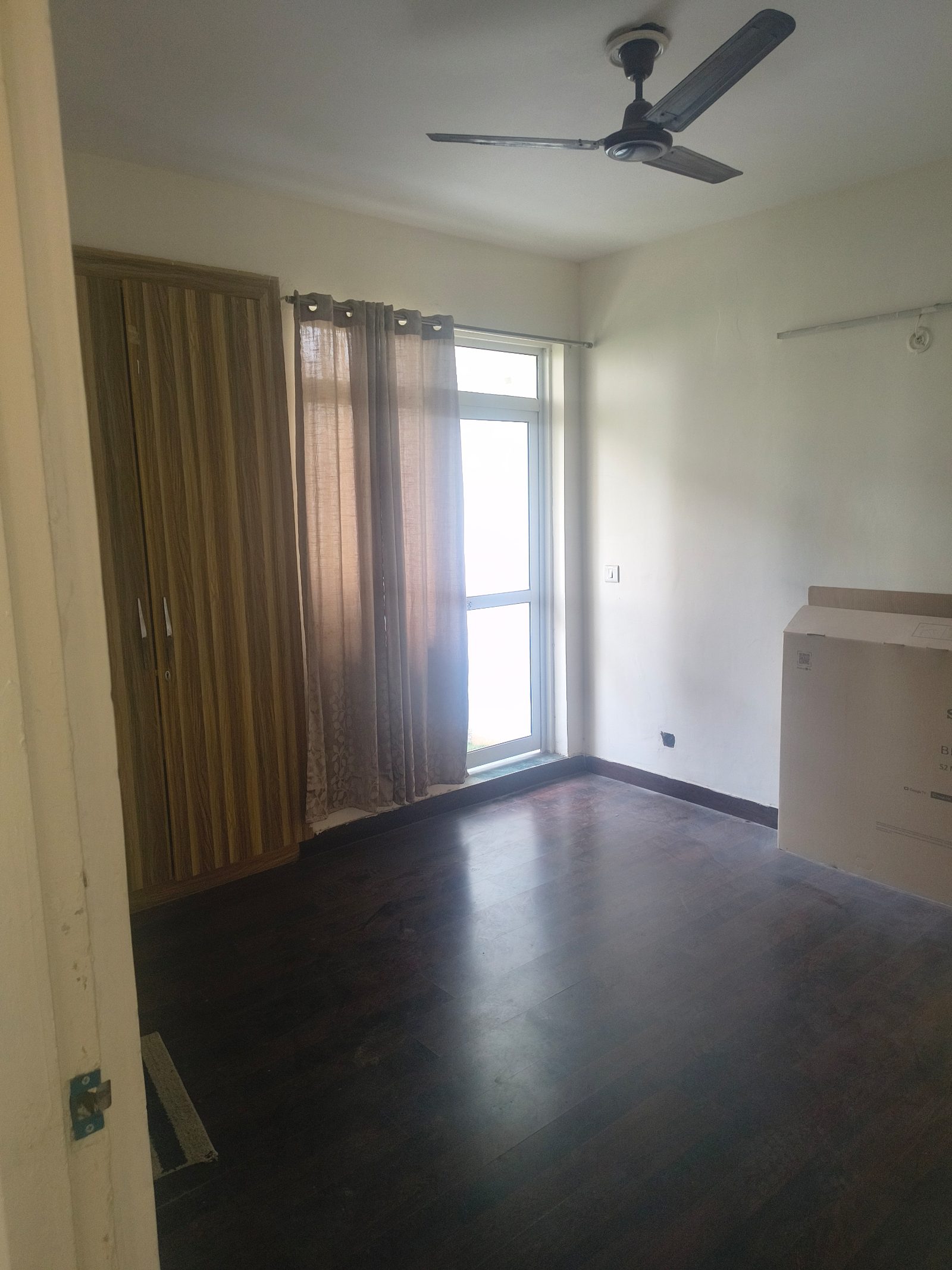 3 BHK 3bhk plus servent in Jaypee sector 134 for sale in Sector 134, Noida — Anand basista — photo 2