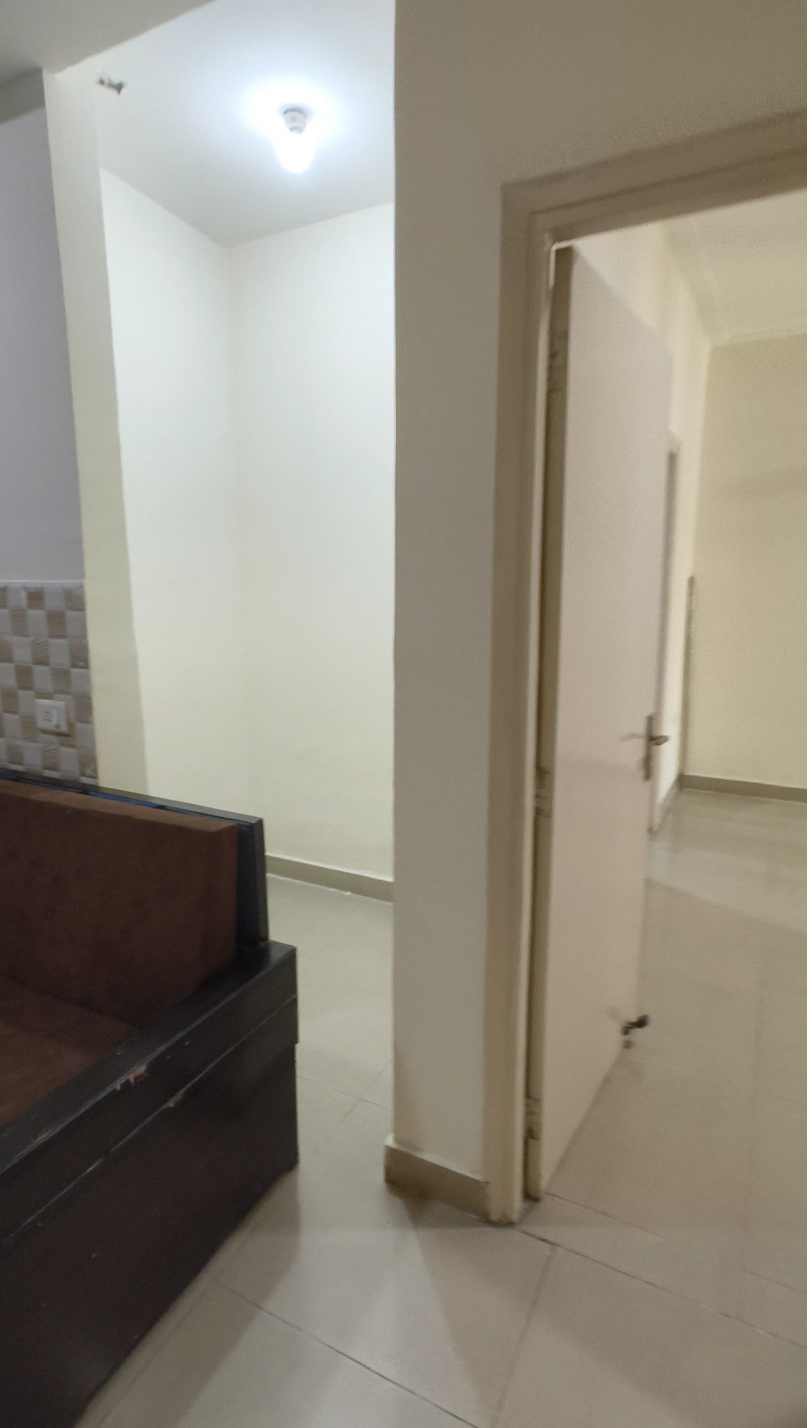 2 BHK 2BHK in 12th Avenue Gaur City 2 for sale in Gaur City — Nikhil Mittal — photo 4