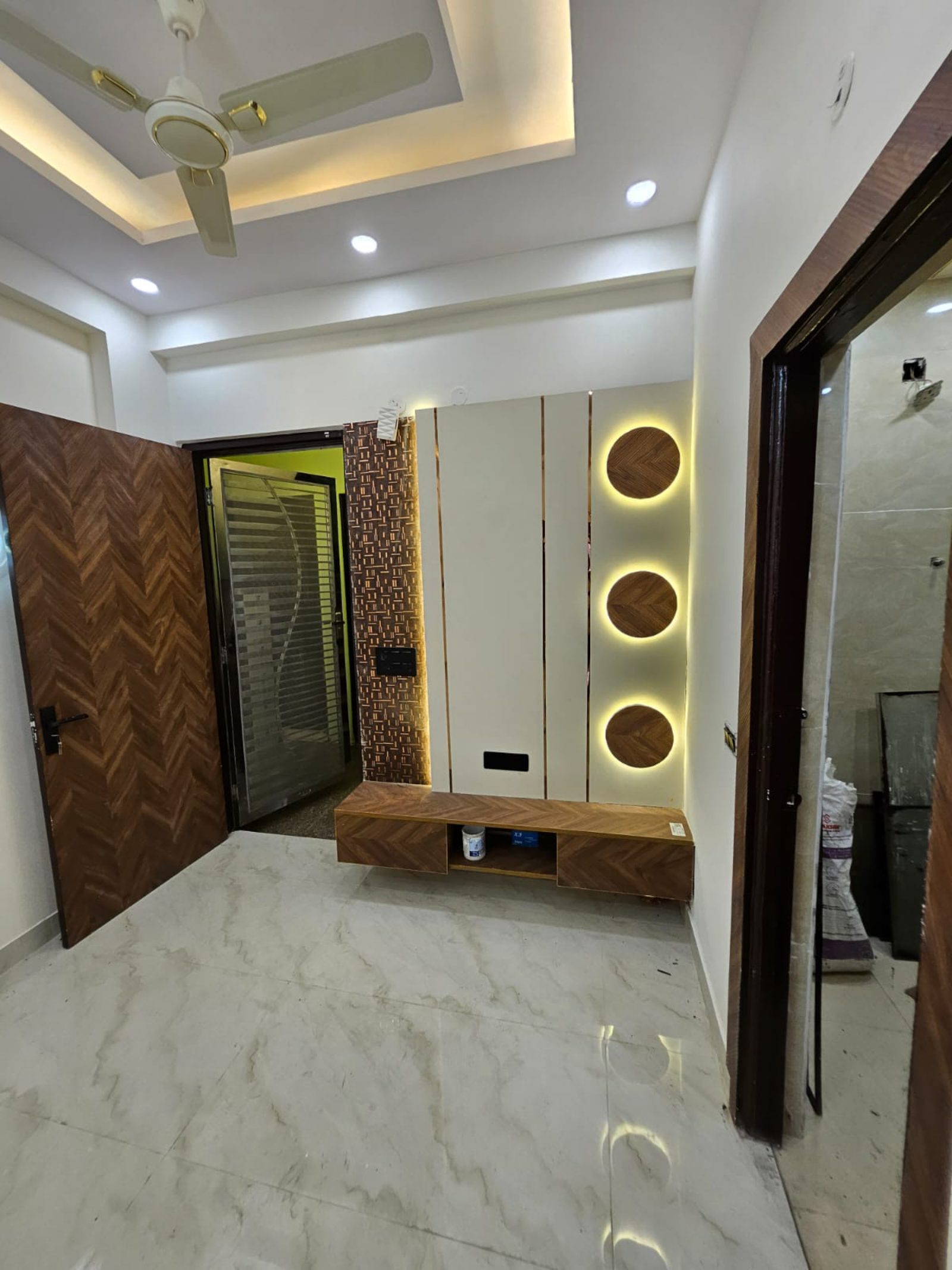 3 BHK 2BHK in Shakti Khand for sale in Indirapuram, Ghaziabad — Vaishno Devi Properties