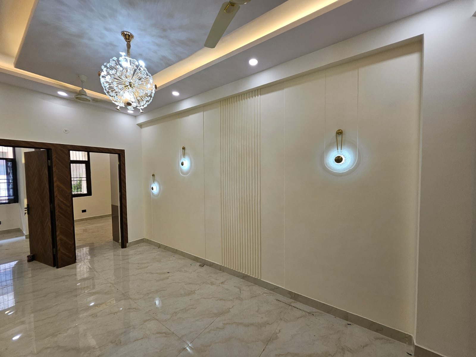 3 BHK 2BHK in Shakti Khand for sale in Indirapuram, Ghaziabad — Vaishno Devi Properties — photo 2