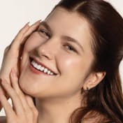 Base fluída skin tint efeito natural - Ruby Kisses cor 118