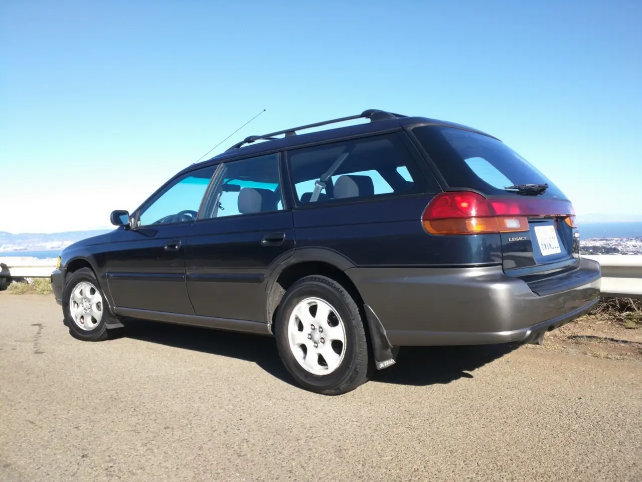 1998 Subaru Outback - image 5