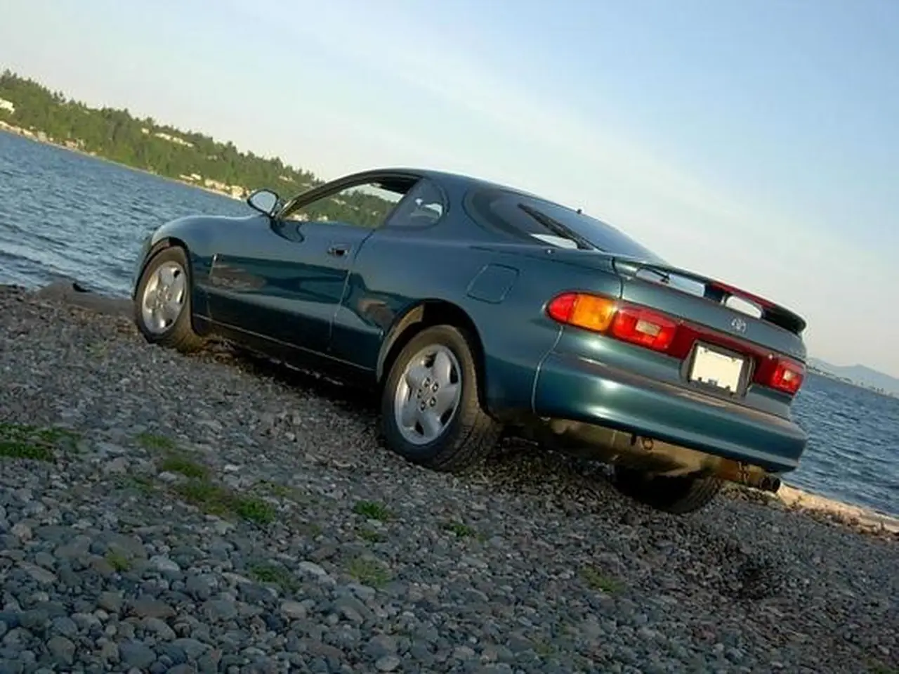 1992 Toyota Celica GT Liftback - image 1