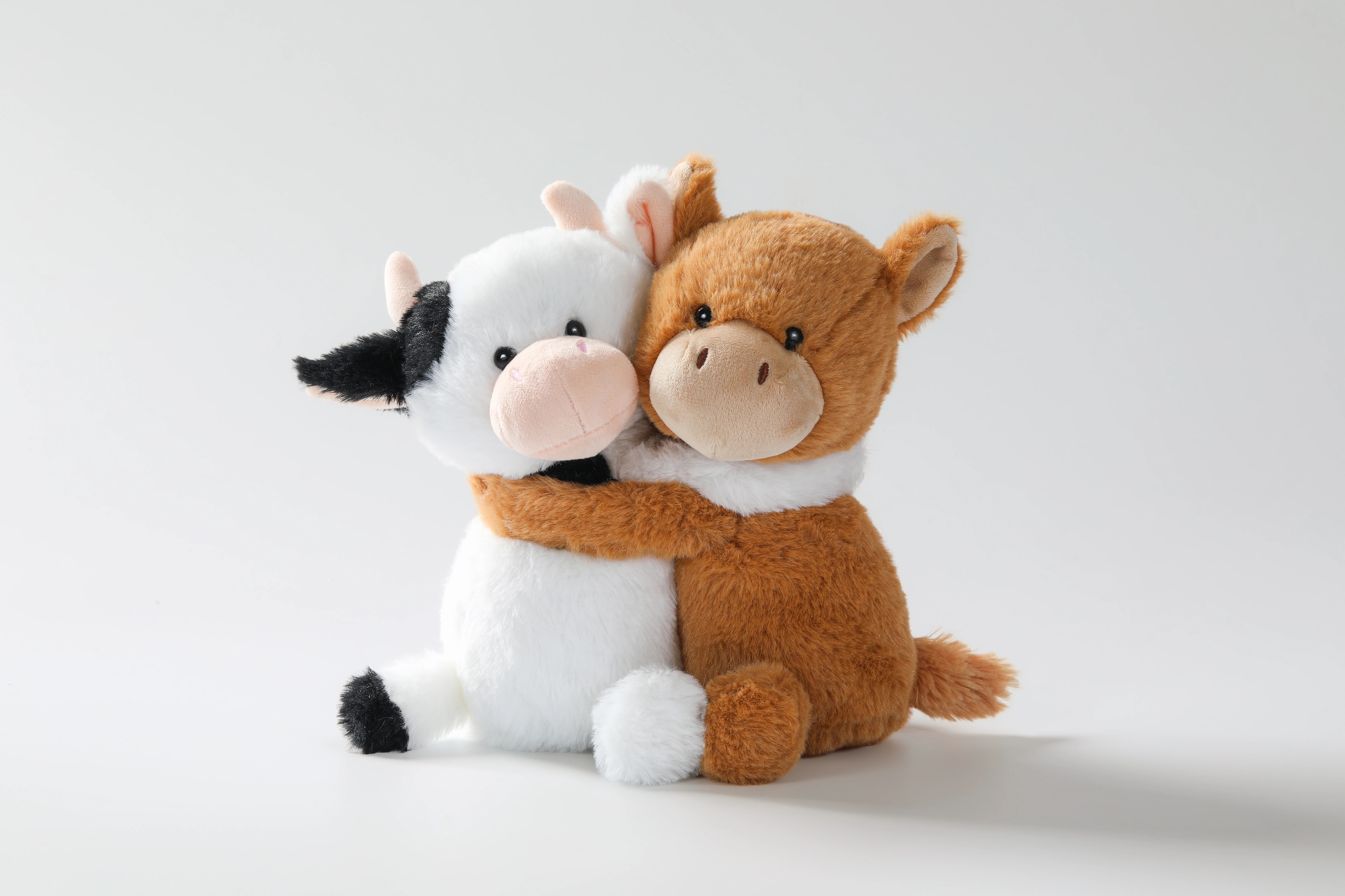 20cm Hugging Animal