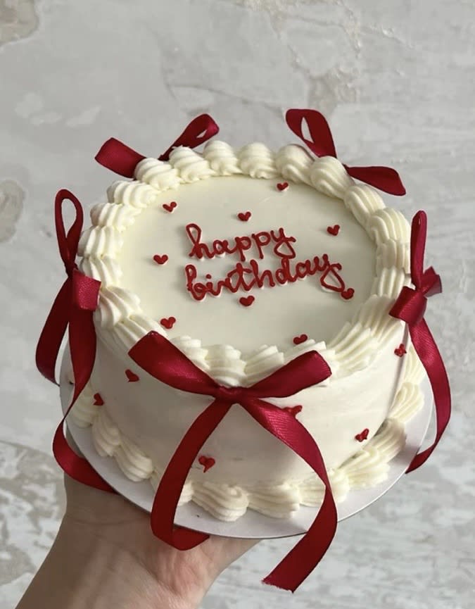 Bento Cake 2-4 parts