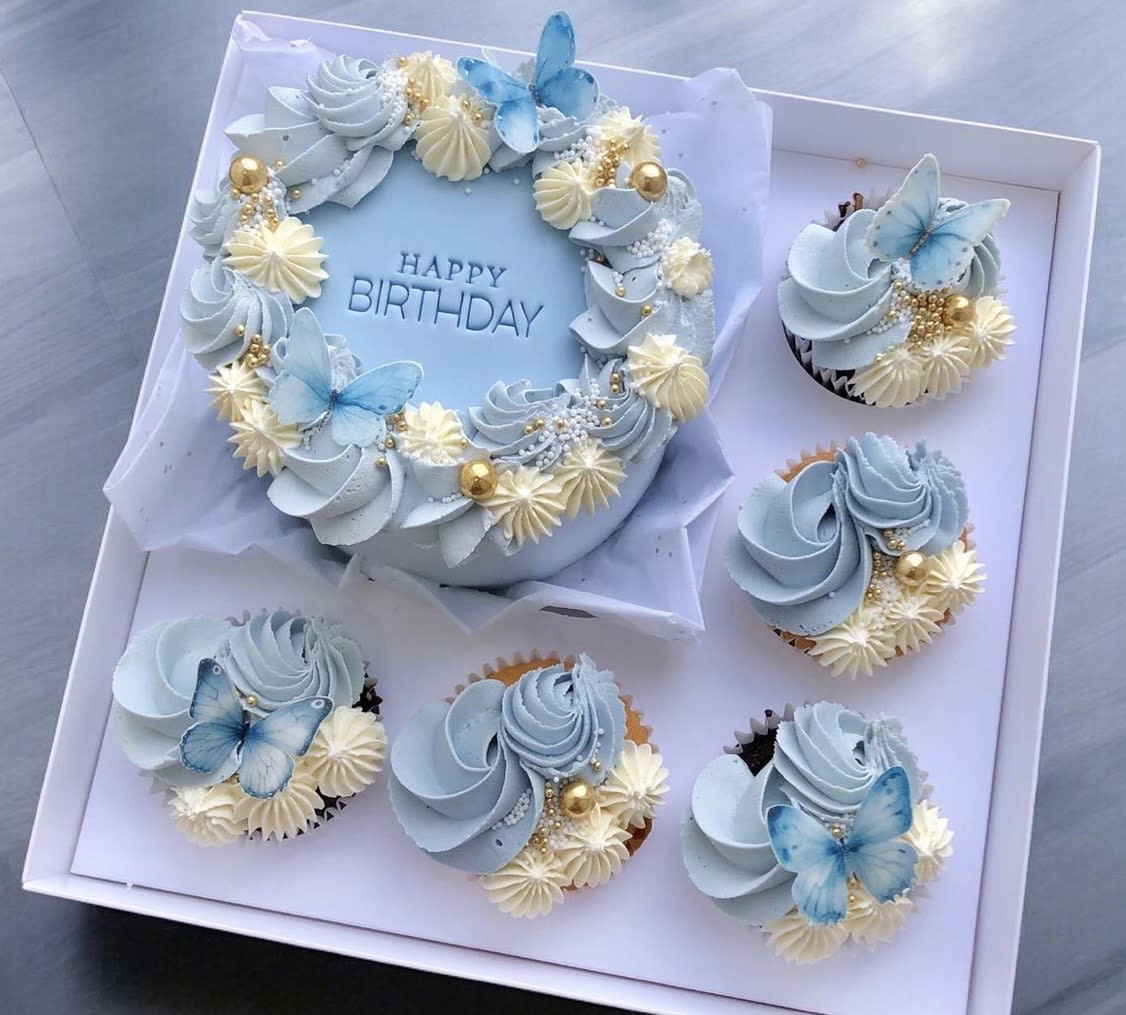 Bento Cake et 5 cupcakes