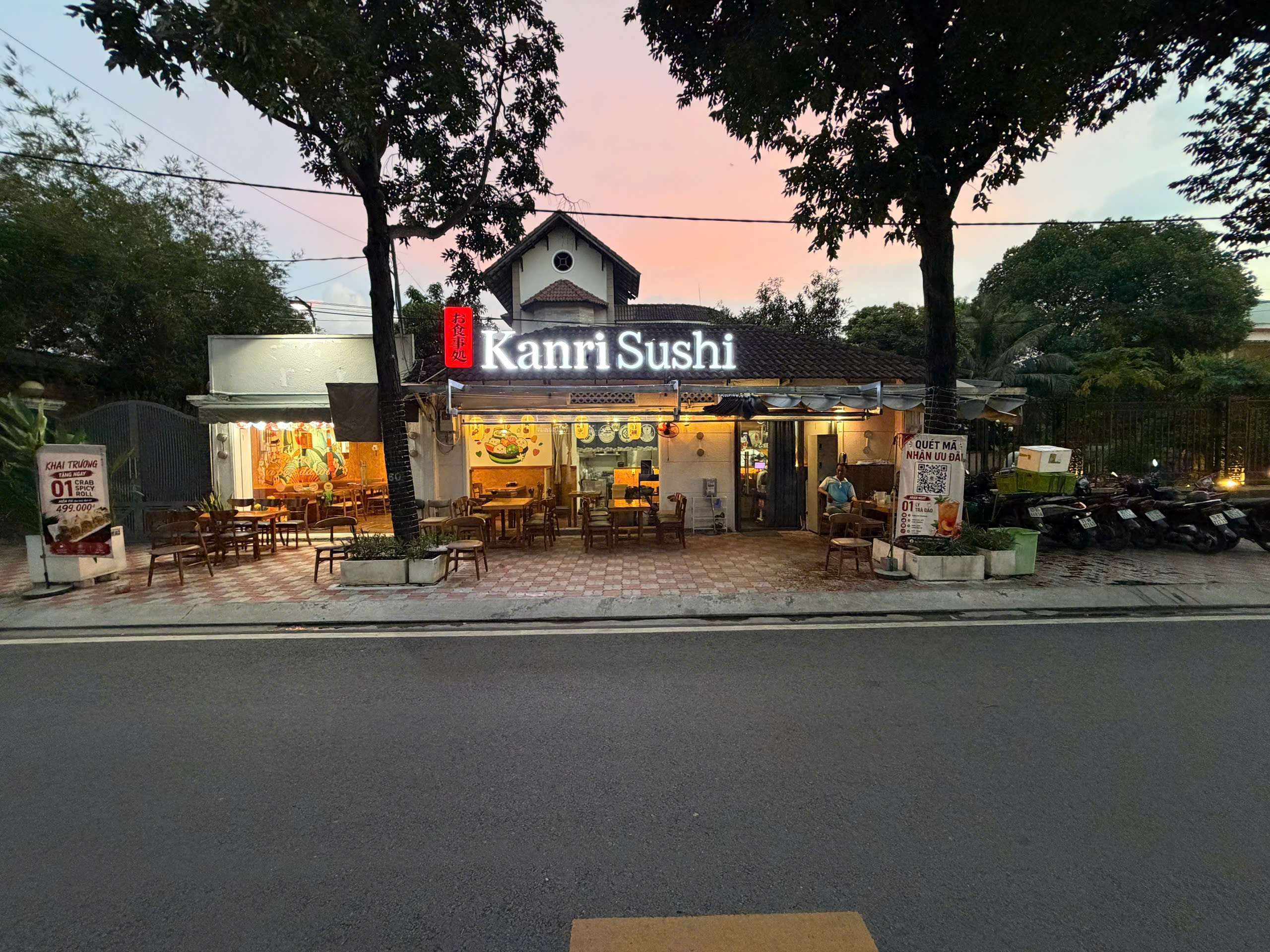 Ảnh chính diện KANRI SUSHI