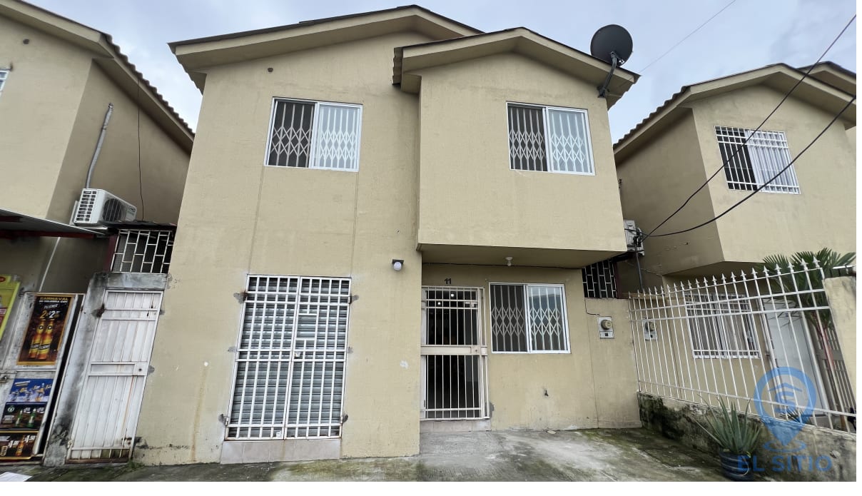 Casa en Villa Bonita, Via a Daule — foto 1