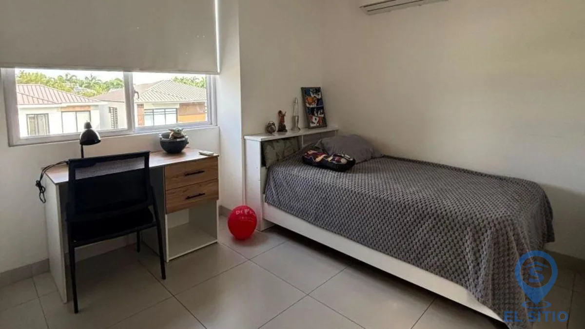 Isla Mocoli — foto 2