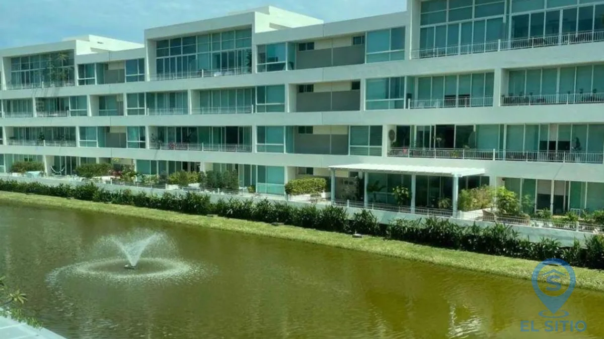 Blue Bay — foto 1