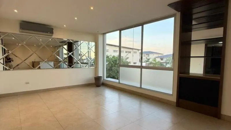 Departamento en San Isidro, Samborondón por $250.000