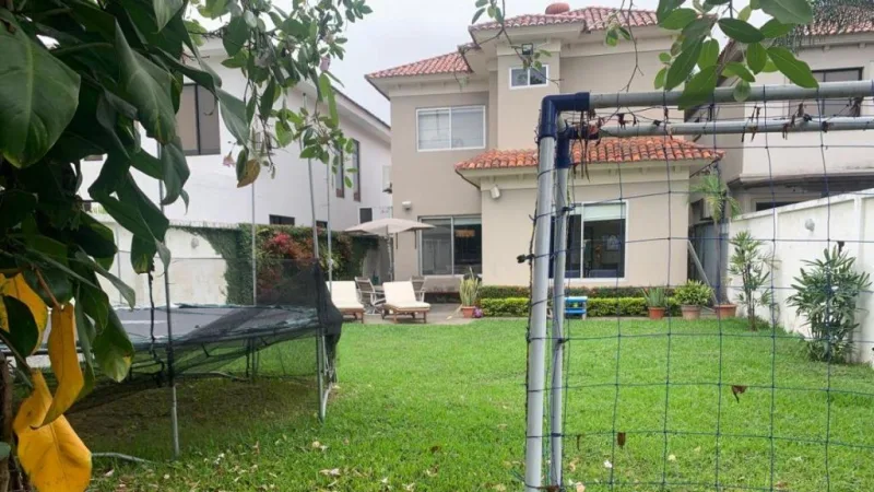 Casa en Samborondón por $350.000