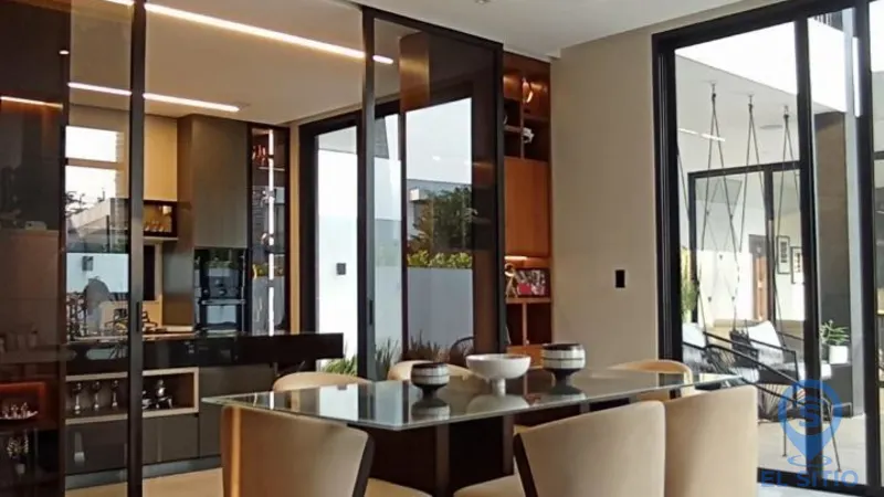 Casa en Samborondón por $785.000