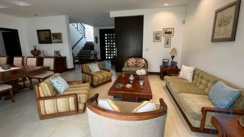 Casa en Laguna del Sol, Samborondón por $440.000