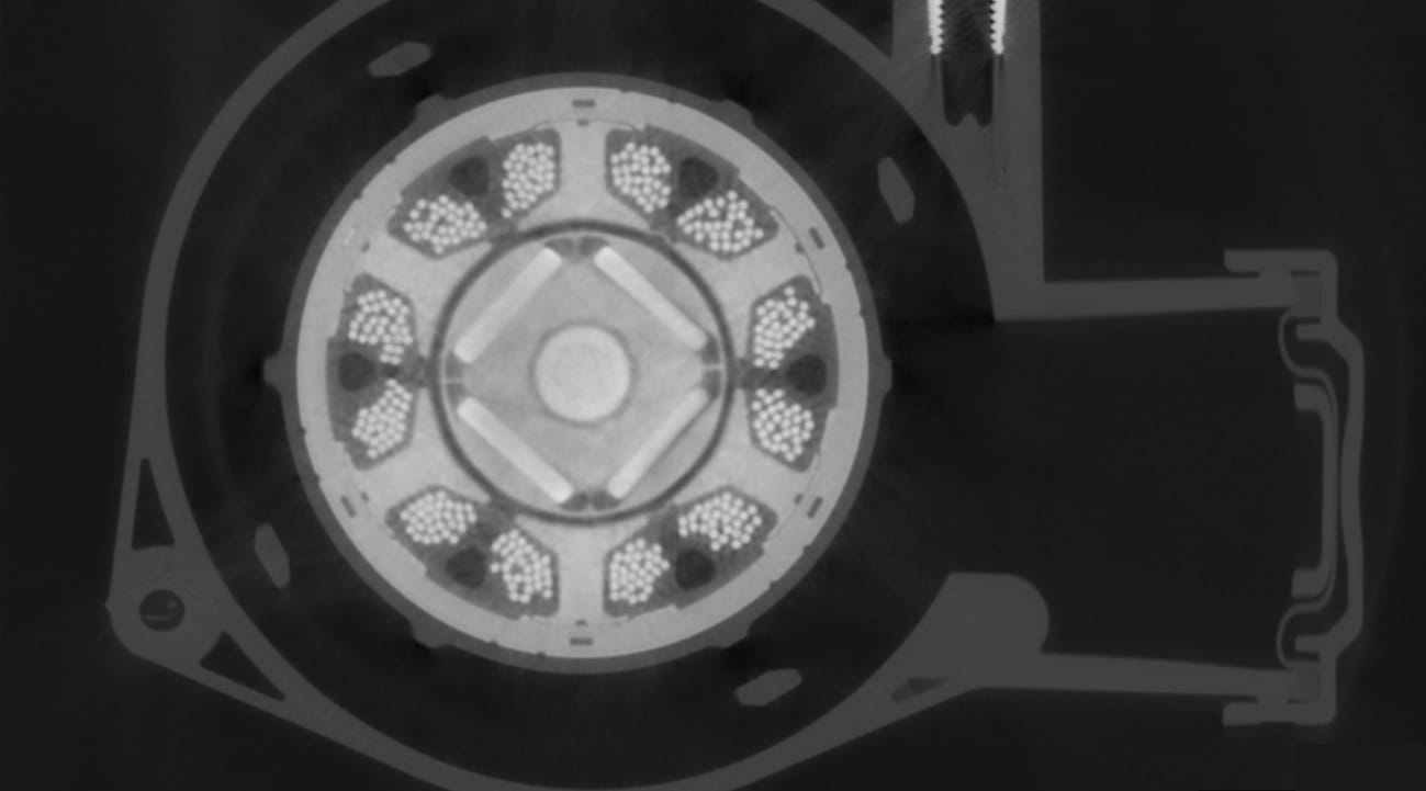 The same oil separator motor reconstructed with Voxray QRT, with even gray values and clear windings