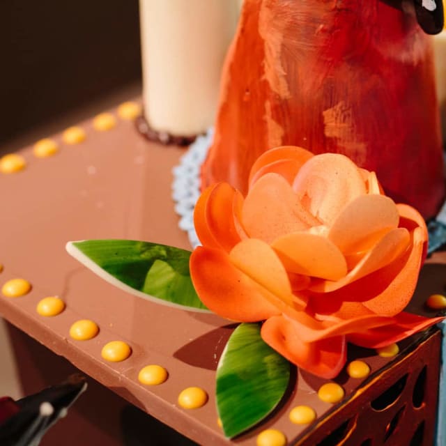 Dia de los Chocolate sculpture