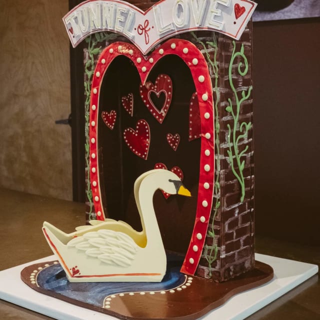 Tunnel of Love sculpture