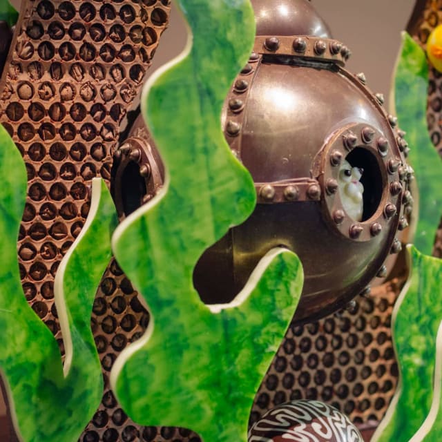 Underwater Egg-splorers sculpture