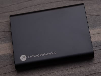 Samsung T5 Portable SSD (512GB)