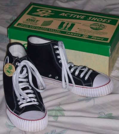 Black High-Top Sneakers (EU 42)