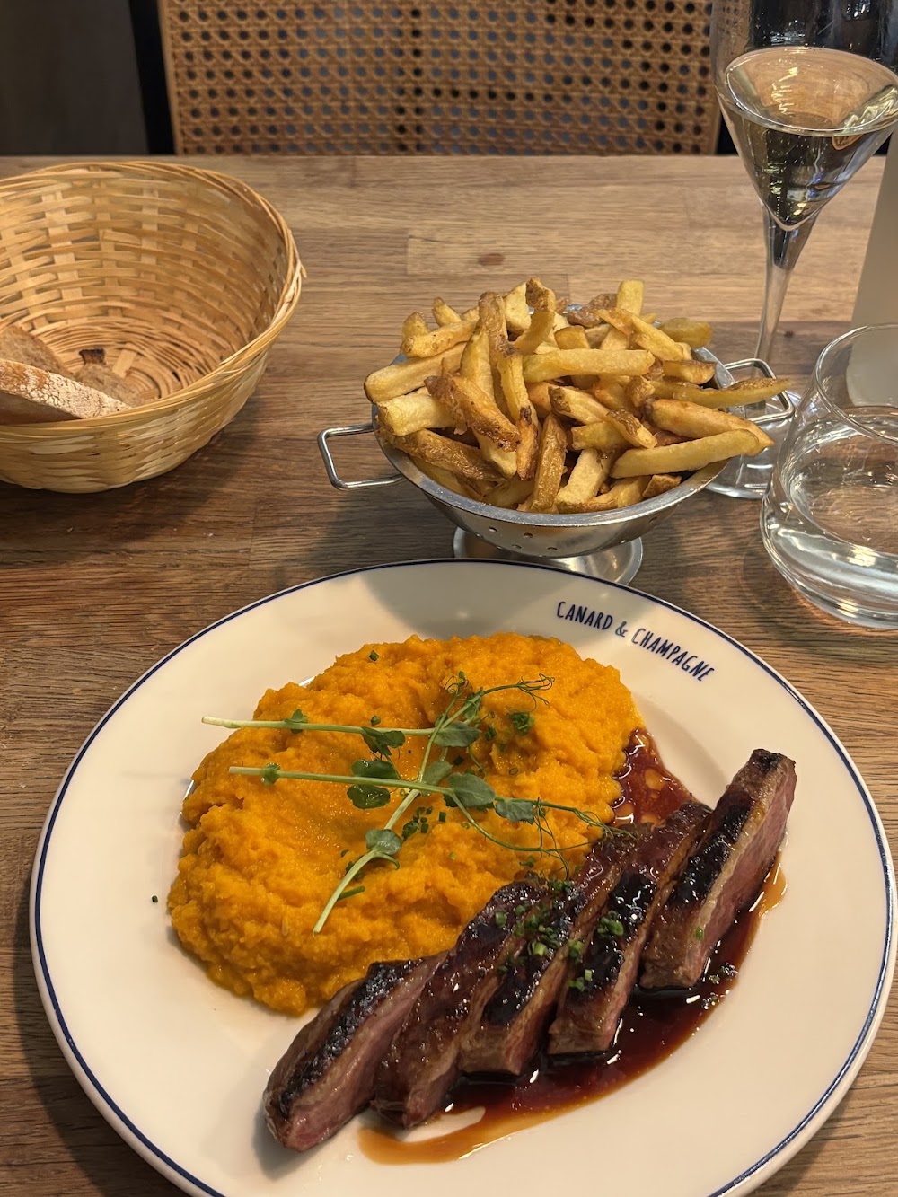 Canard & Champagne, restaurant à Paris 2e, photo 8