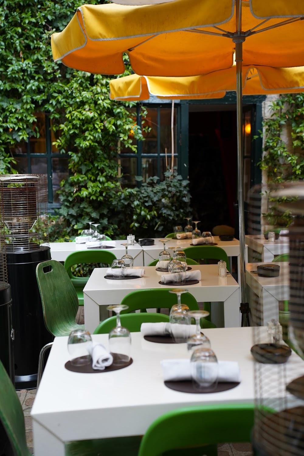 Photo de Restaurant Derrière