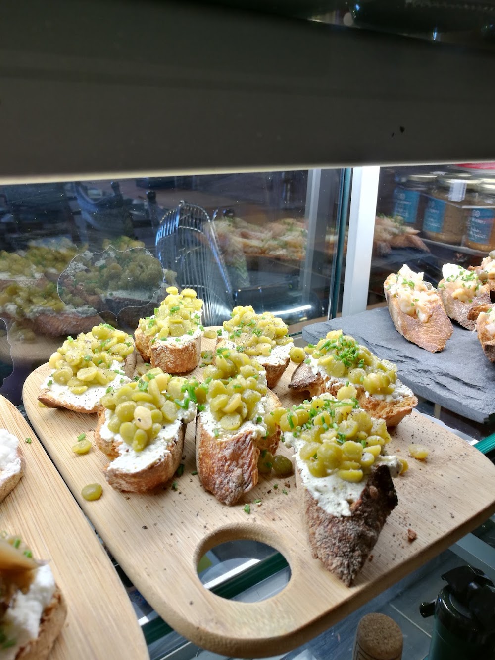 Isola La Cantine Littéraire, restaurant à Paris 11e, photo 9