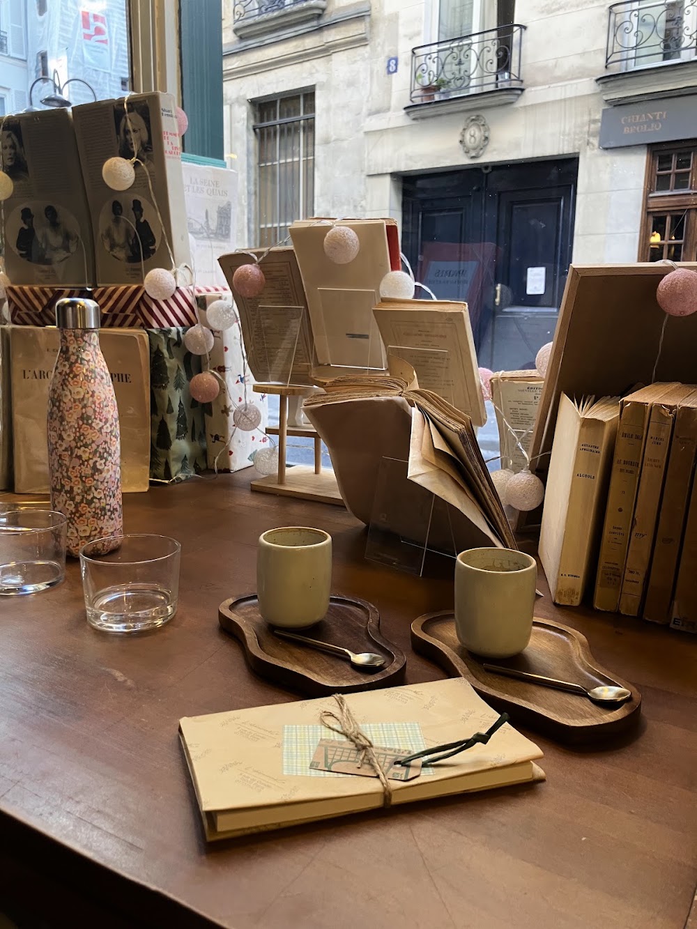 Café L’îlebrairie & Co., café à Paris 6e, photo 5