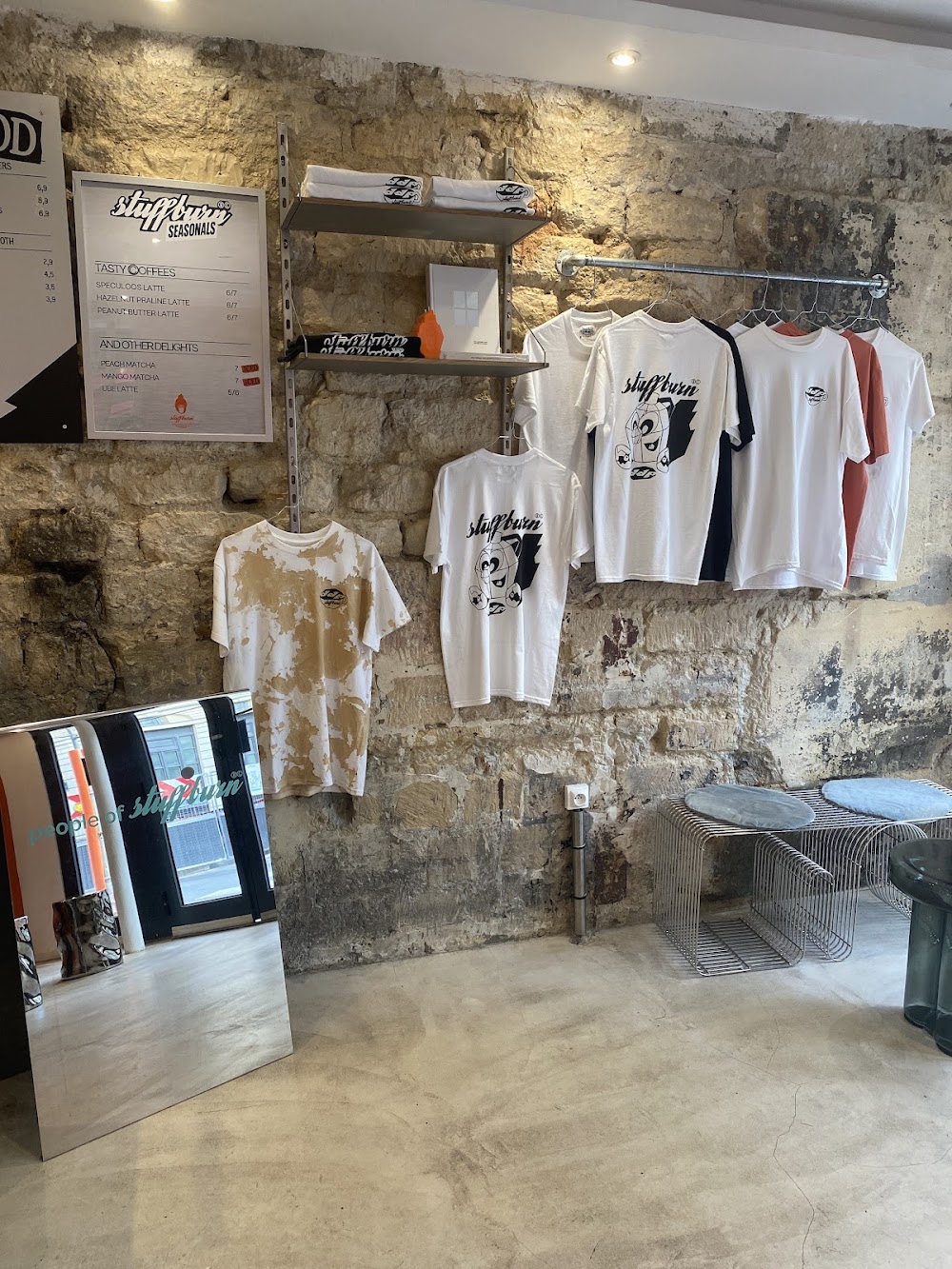 Stuffburn BC, café à Paris 2e, photo 9