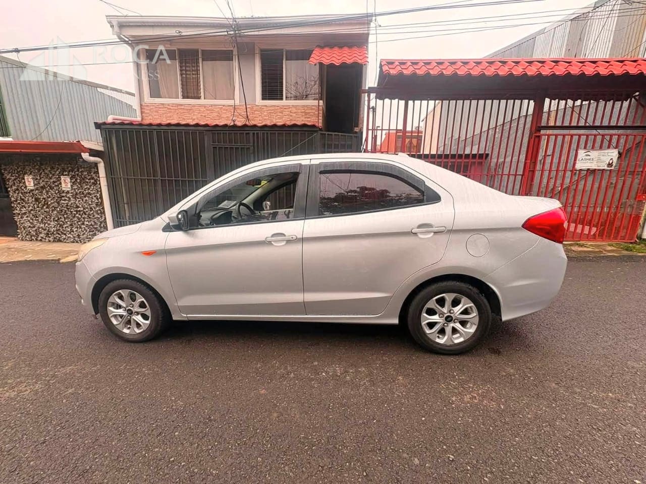 Vista 2 de Ford figo 2016