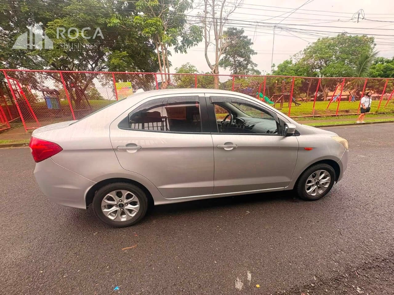 Vista 5 de Ford figo 2016