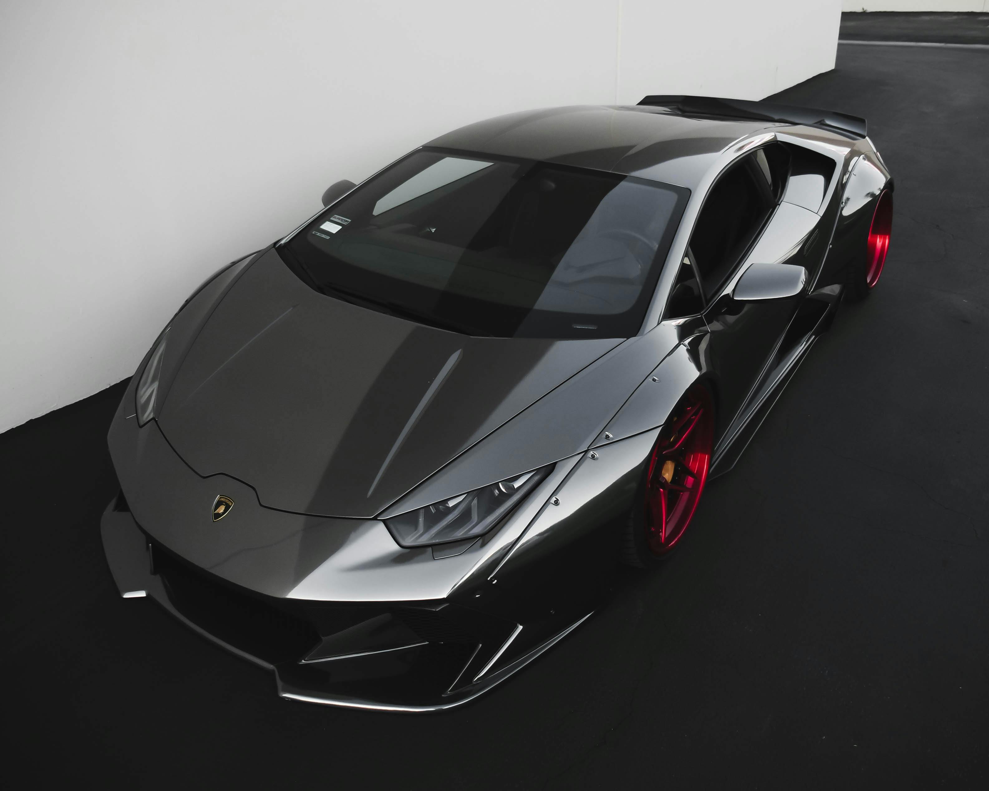 Imagen principal de Carro negro bien bonito