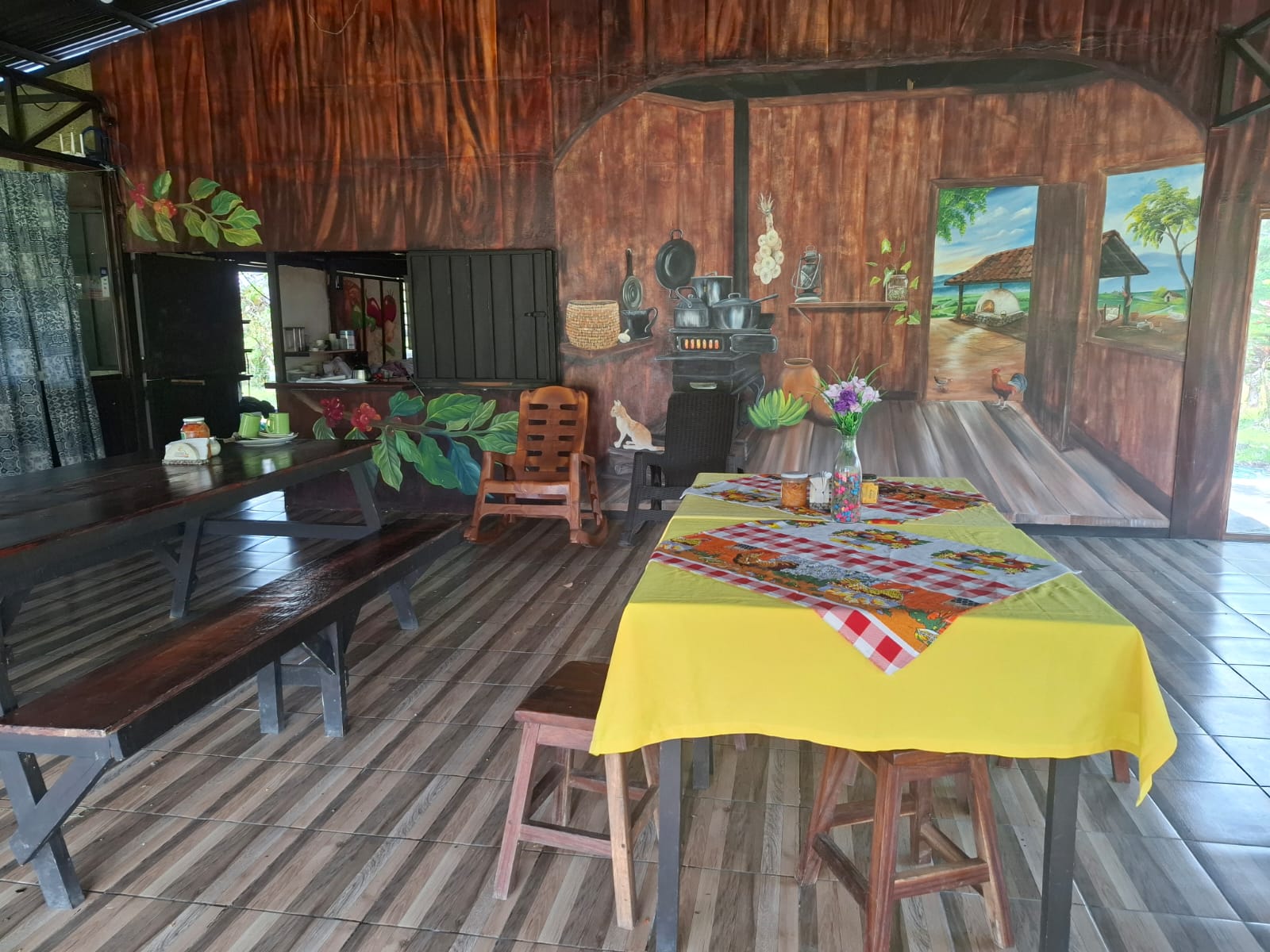 Vista 5 de Restaurante-Cafetería con Casa – Guayabal, Bagaces
