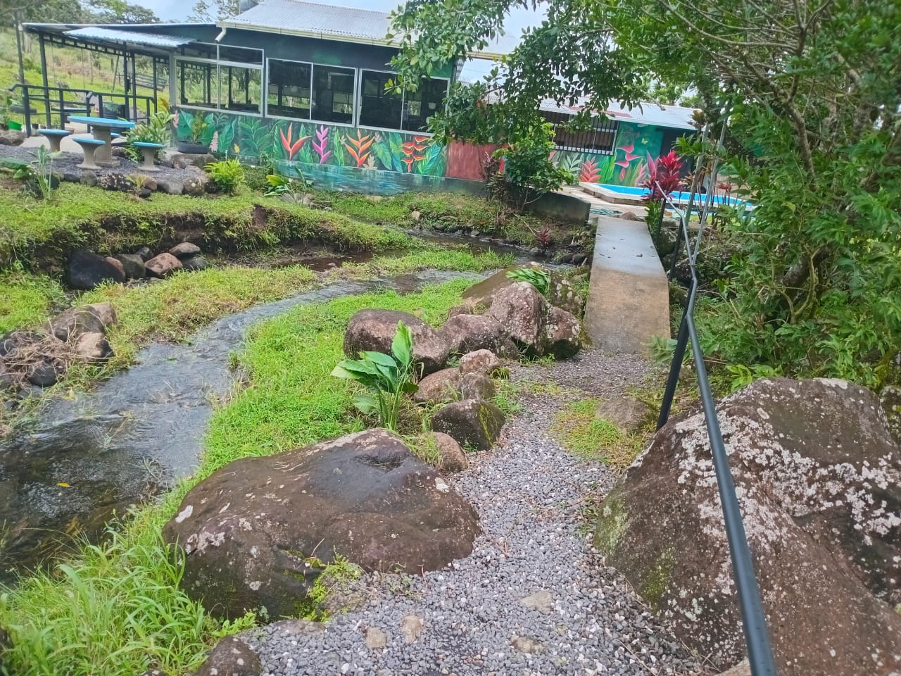 Vista 2 de Restaurante-Cafetería con Casa – Guayabal, Bagaces