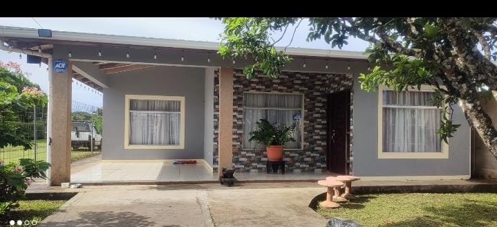 Vista 2 de Casa en Guayabo de Bagaces – Vista a la Montaña