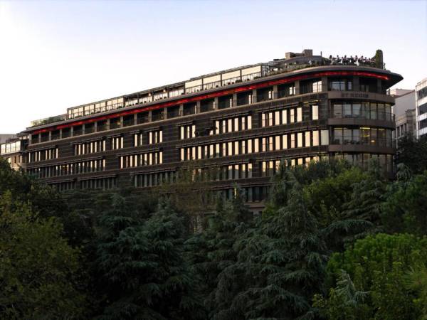 The St. Regis Istanbul 5-star hotel in Istanbul