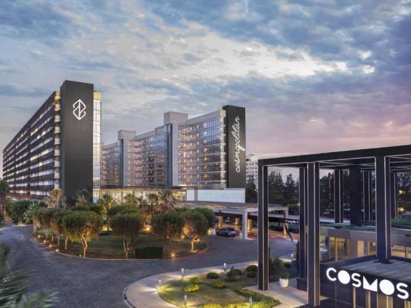 Nirvana Cosmopolitan Hotel 5-star hotel in Antalya