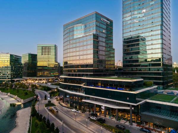 Radisson Collection Hotel, Vadistanbul 5-star hotel in Istanbul