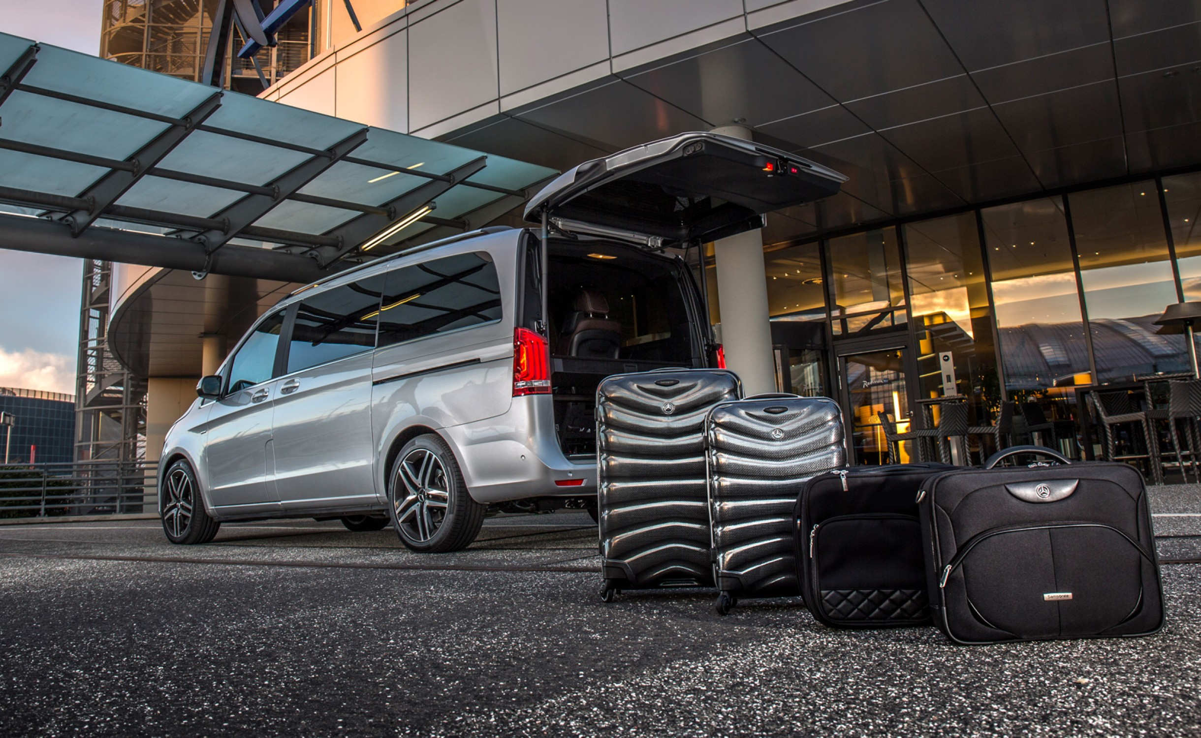 Luxury Mercedes Transfer Vehicle