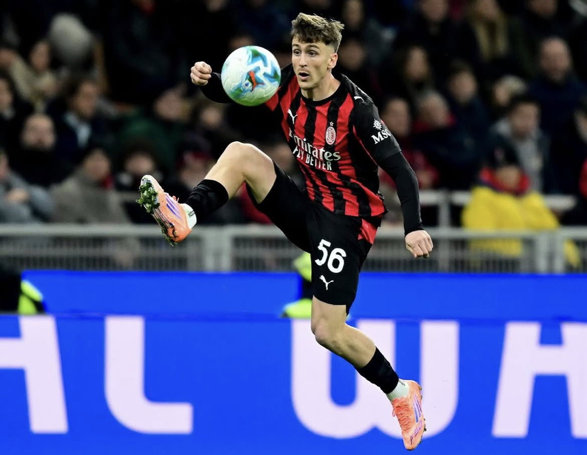 Milan, ottimismo Saelemaekers per la Lazio. Prudenza Pulisic, restano fuori Athekame e Gimenez