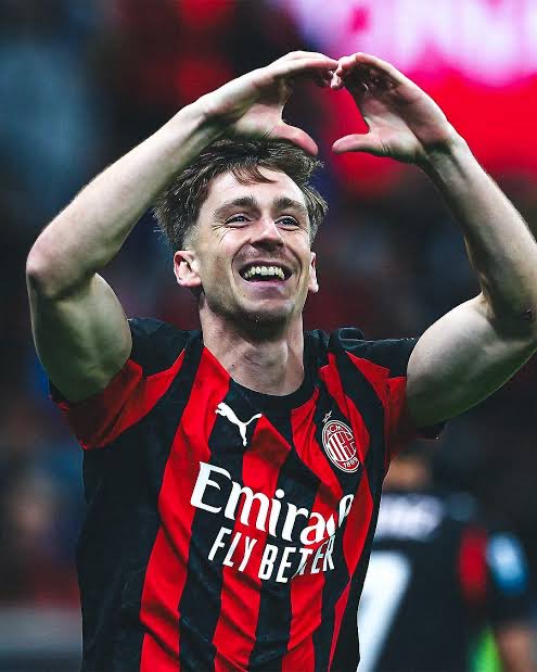 UFFICIALE: Saelemaekers rossonero a vita! Rinnovo blindato fino al 2031