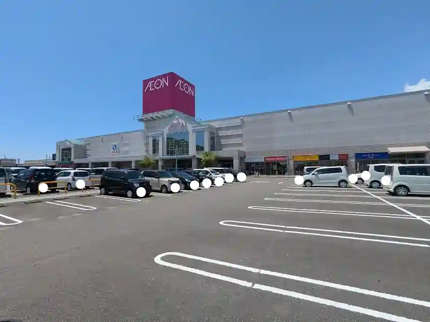 イオンタウン日向の外観